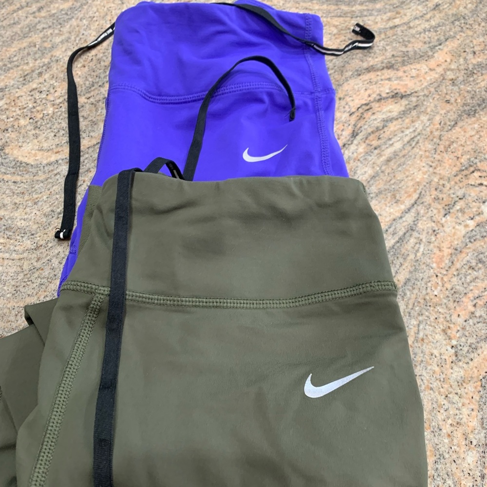 Good condition, used Nike running crop leggings, 2 pair, size medium